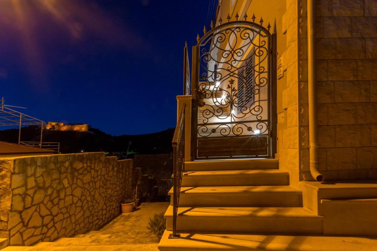 Villa Capitis In The Center Hvar Town Kültér fotó